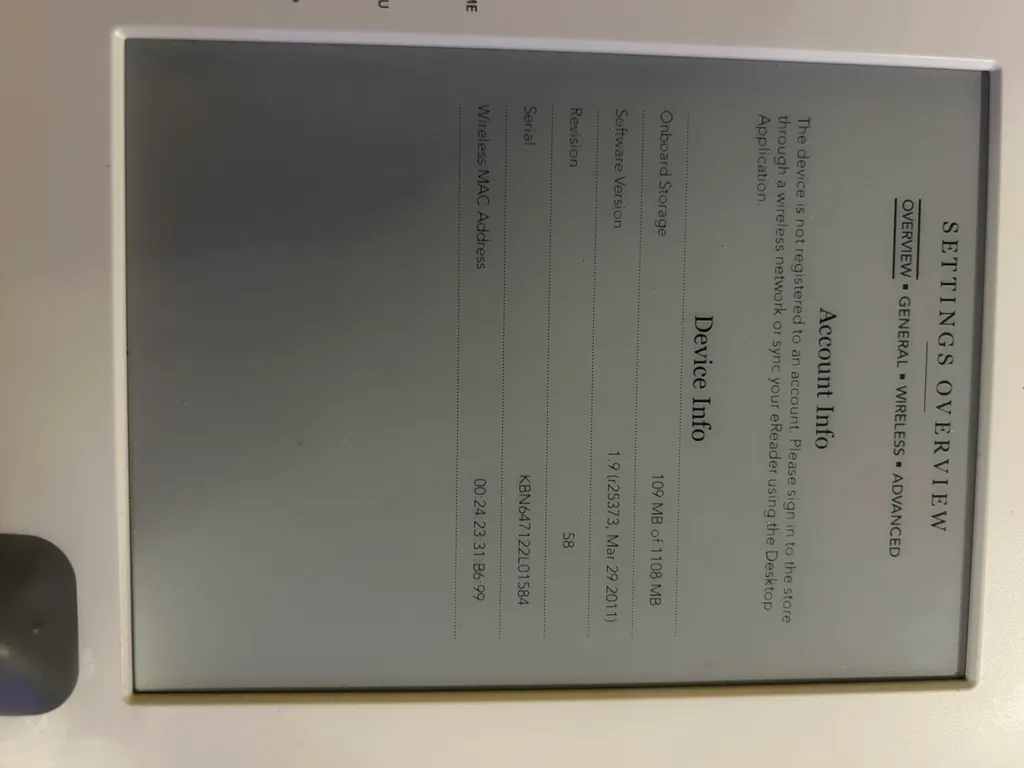 Kobo ereader with case photo 1