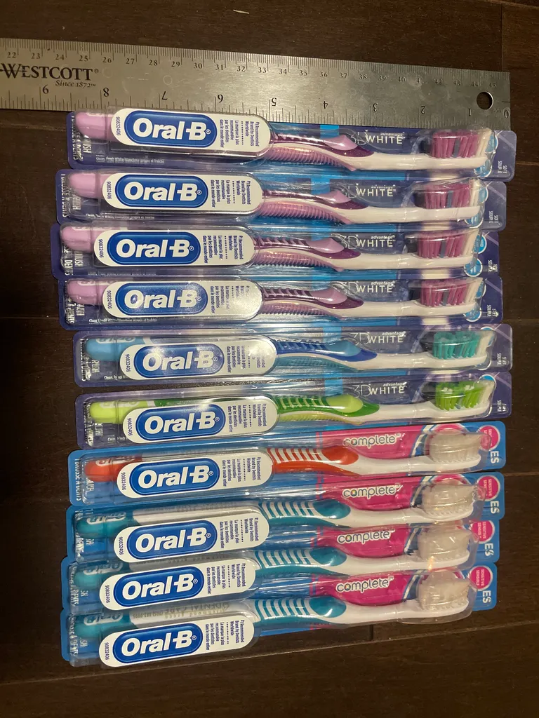 BNIP oral b toothbrushes  photo 1
