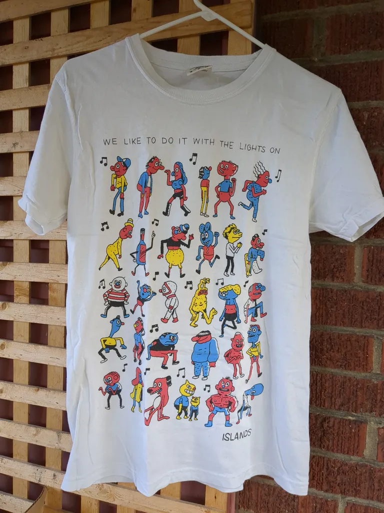 Islands band tshirt photo 1