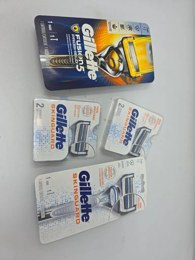 Gilette razors photo 1