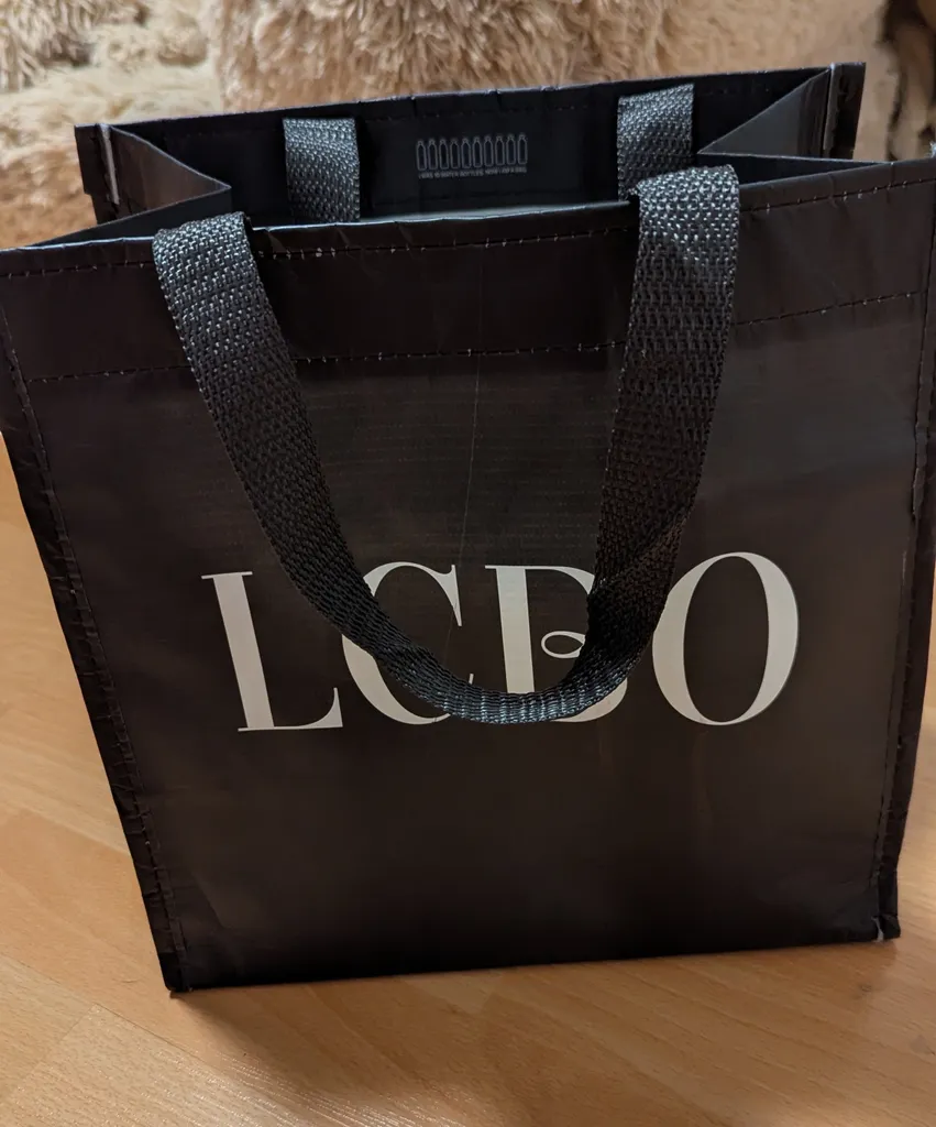 Brand New LCBO Reusable Shopping Bag With Compartments photo 1