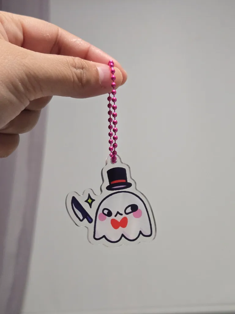Ghost keychain photo 1