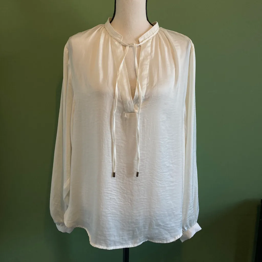 H&M BLOUSE SILKIY OATMEAL COLOR SIZE 14 photo 1