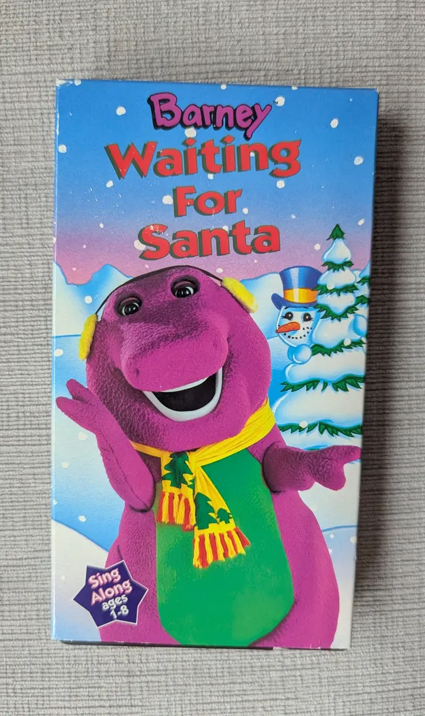 Barney Waiting For Santa VHS Tape photo 1