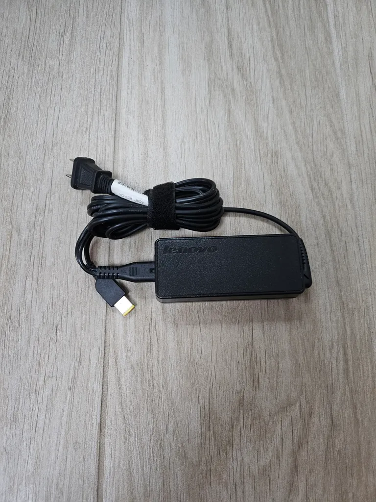 Lenovo Laptop Charger photo 1