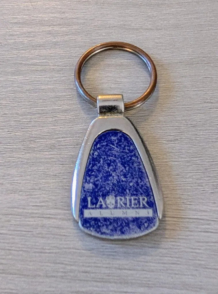 Laurier Alumni Keychain photo 1