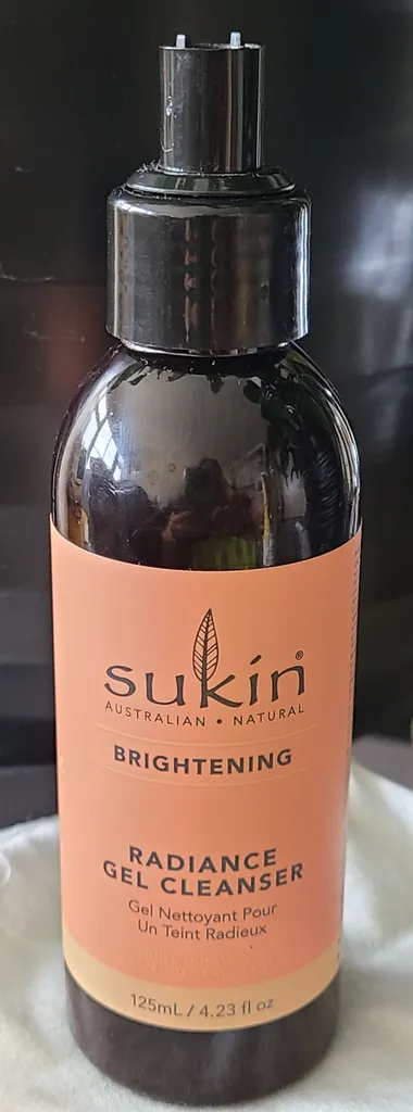 Sukin Face Wash  photo 1