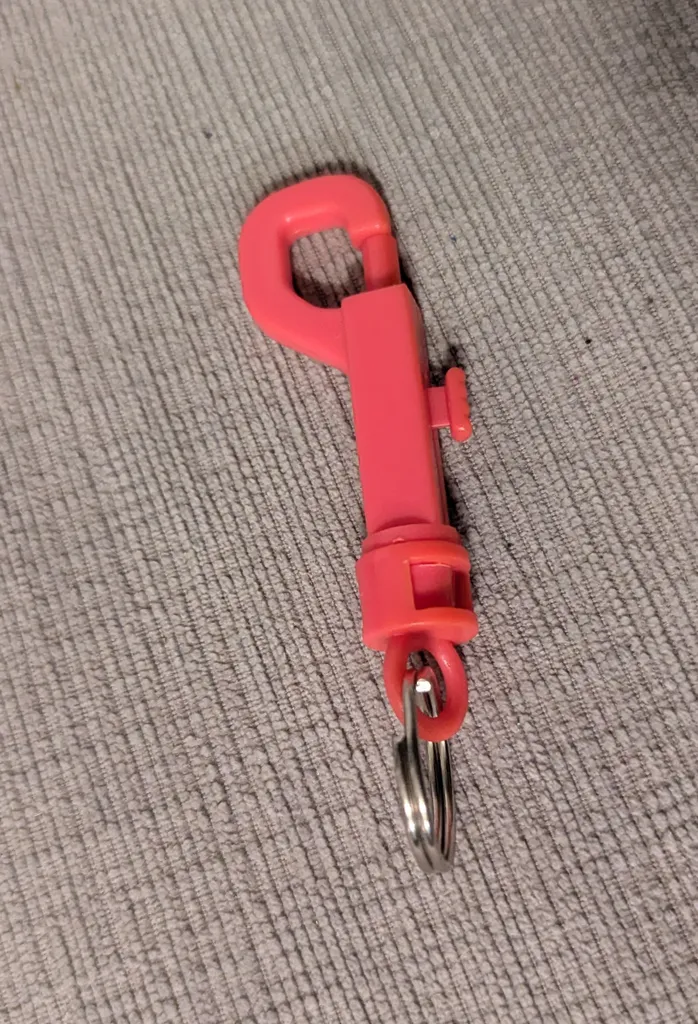 Pink Plastic Trigger Snap Hook photo 1