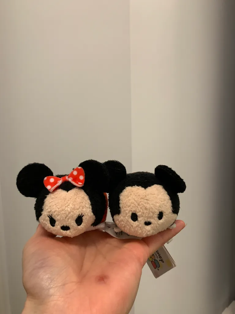 BNWT Disney Tsum Tsum Minnie Mouse & Mickey Mouse photo 1