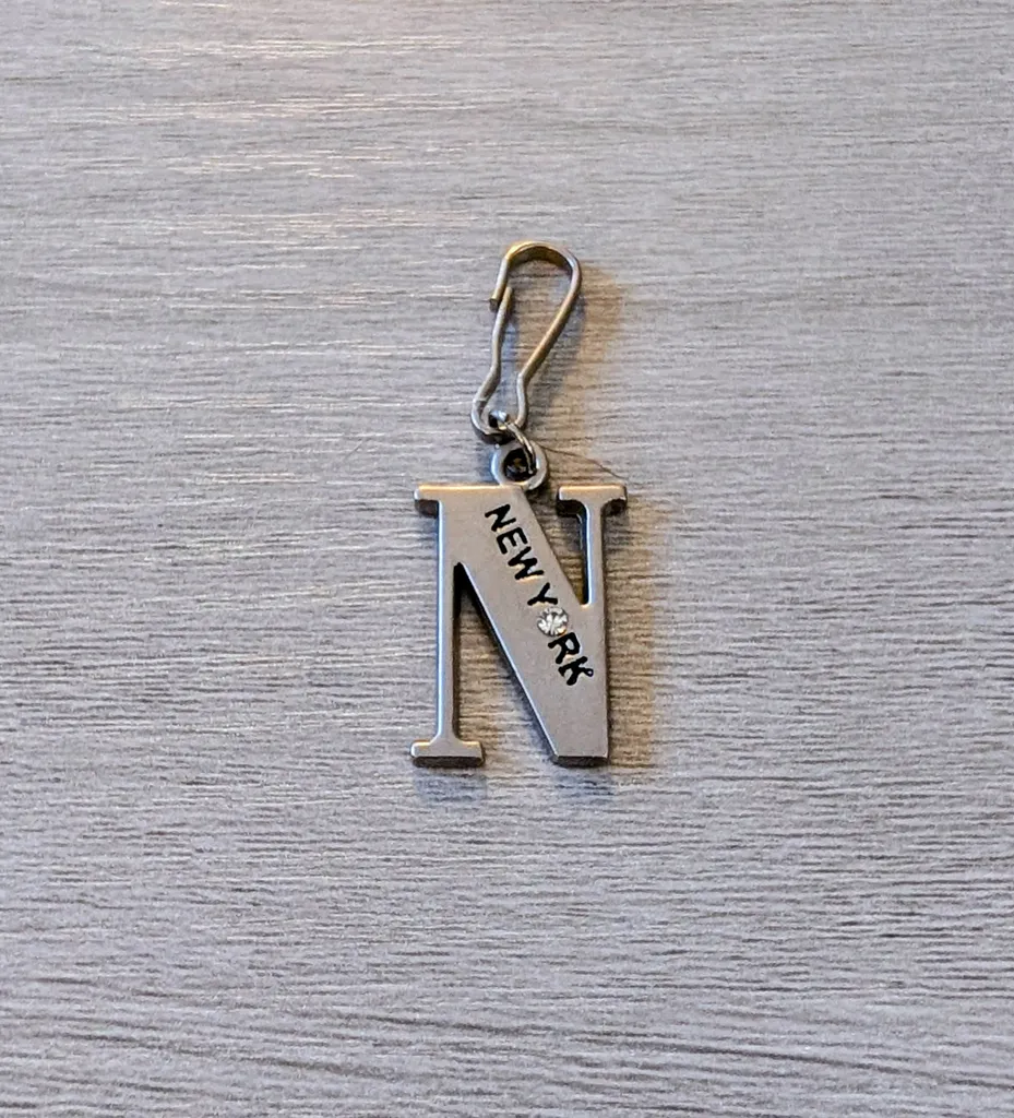 New York 'N' Initial Charm photo 1