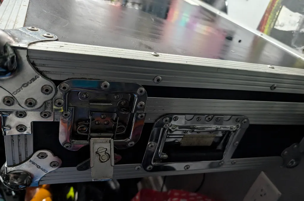 Numark N67 DJ controller  photo 1