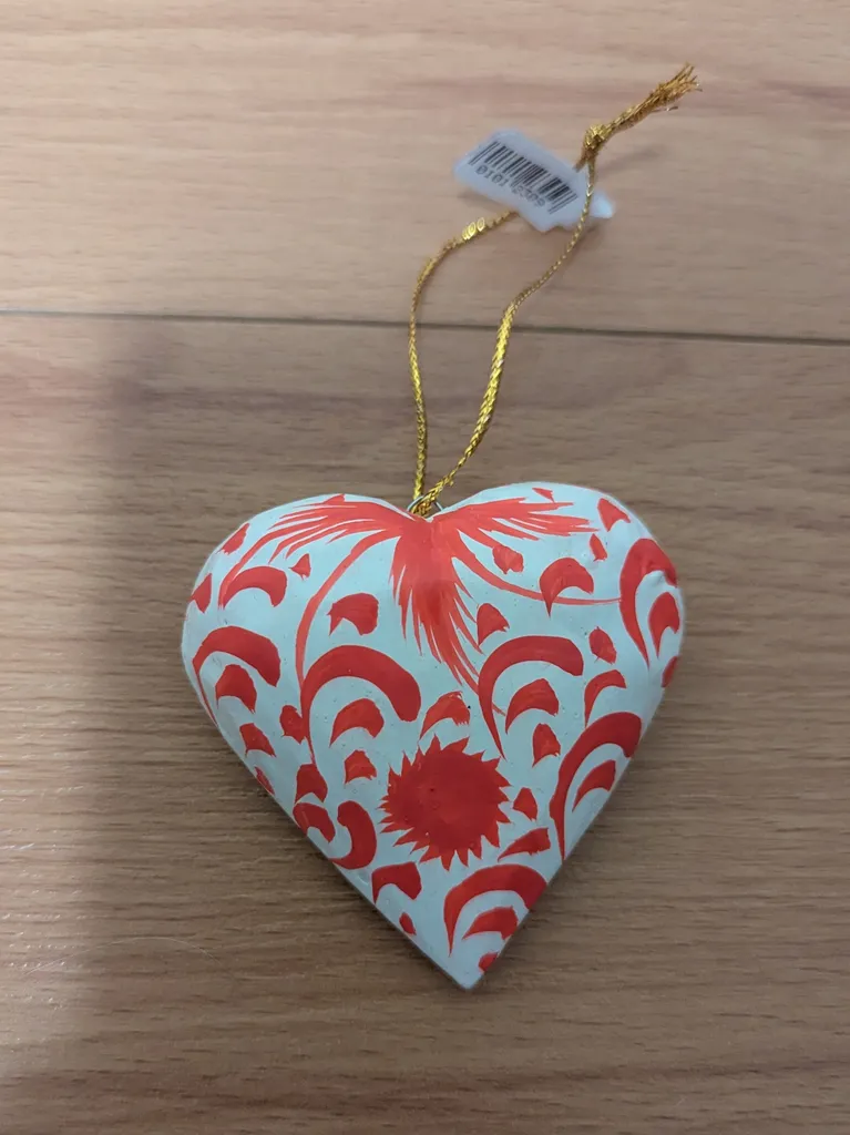 Brand New Hand-painted Wooden Heart Ornament photo 1