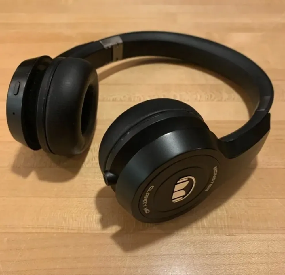 Monster Wireless Headphones photo 1