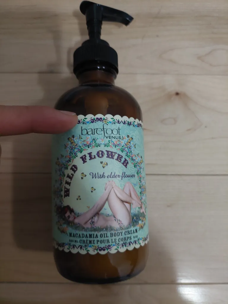 Barefoot venus macadamia oil body cream  photo 1