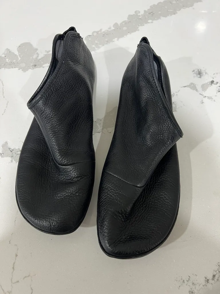 Black Leather Camper Boots, Size 38, Like New photo 1