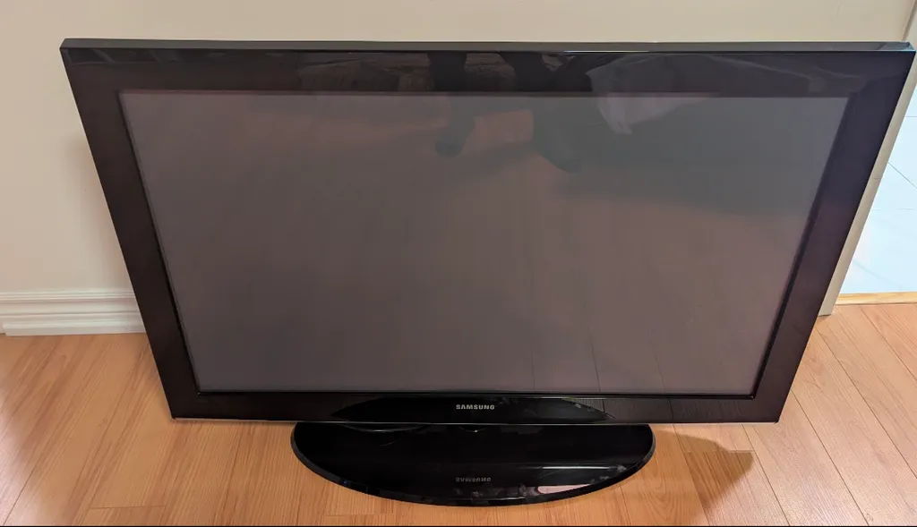 Samsung PN42A450 42 inch Plasma TV  Selling a Samsung 42-inch pl photo 1