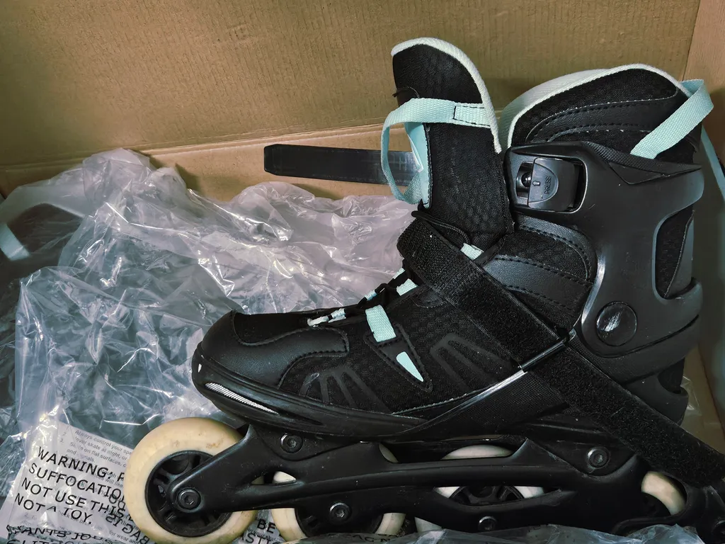 Firefly Aura inline skates for women in black  photo 1