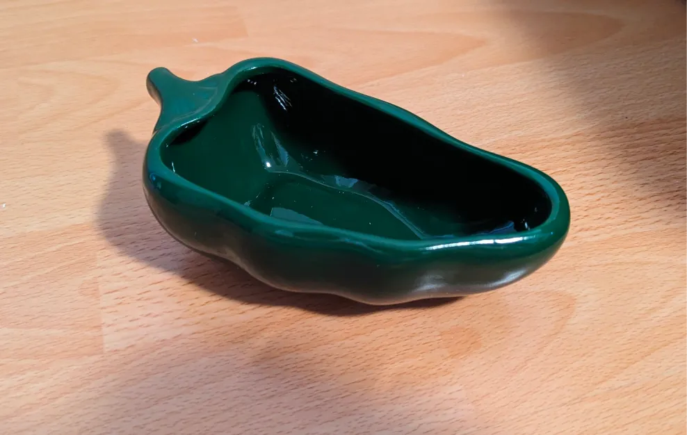 Green Pepper-Shaped Dish photo 1
