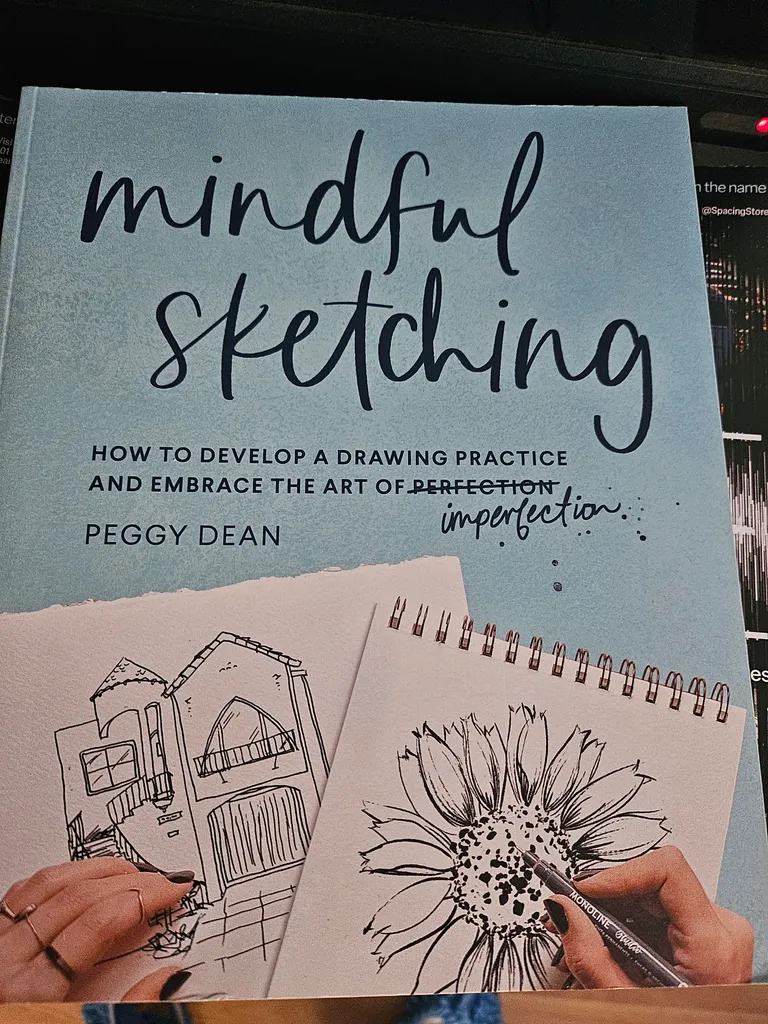 Mindful sketching book with exercises photo 1