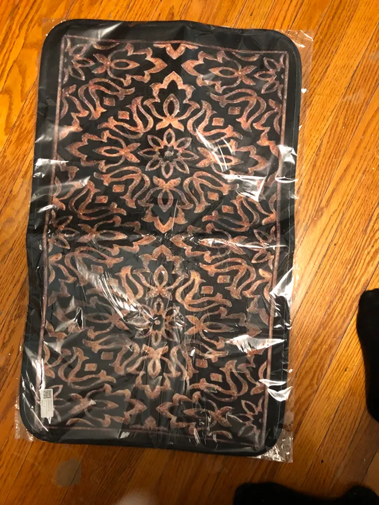 Floor mat brand new  photo 1