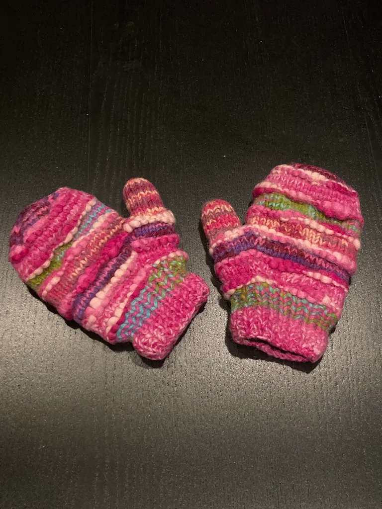 100% WOOL MITTENS FOR WOMANS photo 1