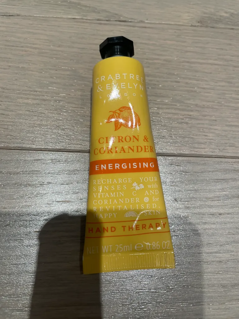 BN Crabtree &Evelyn citron and coriander hand cream photo 1