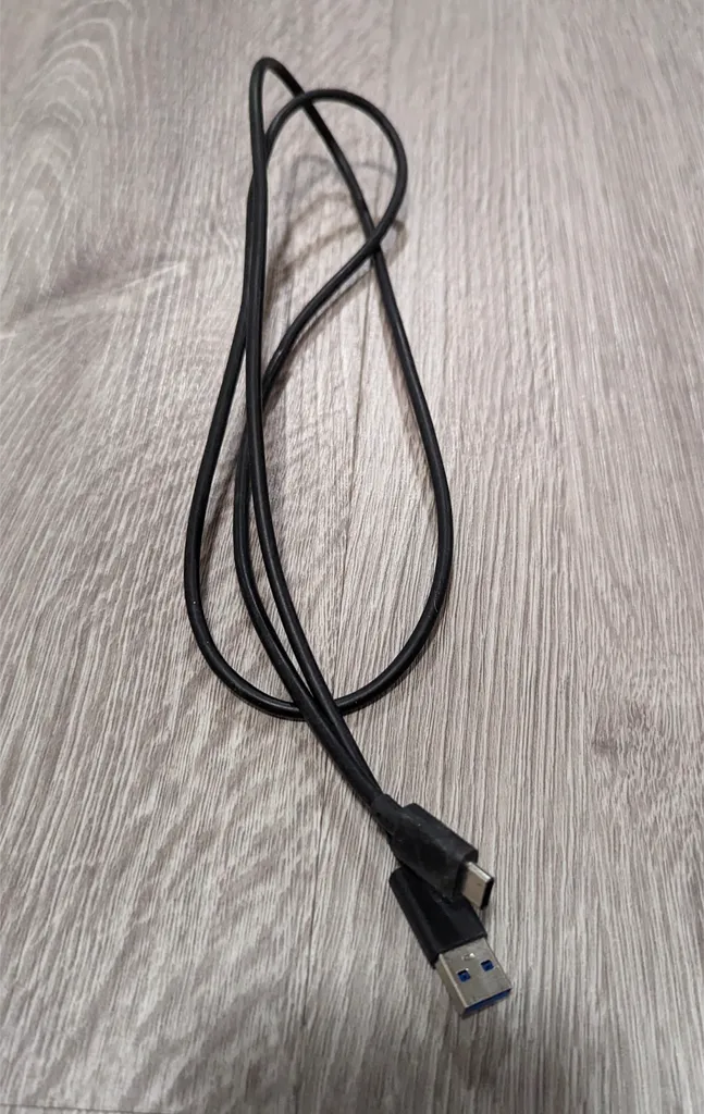 USB Cable  photo 1