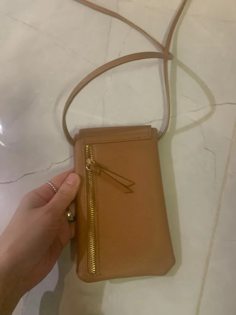 Phone crossbody bag photo 1