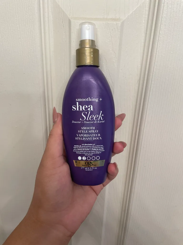 OGX Sleek Hairspray photo 1