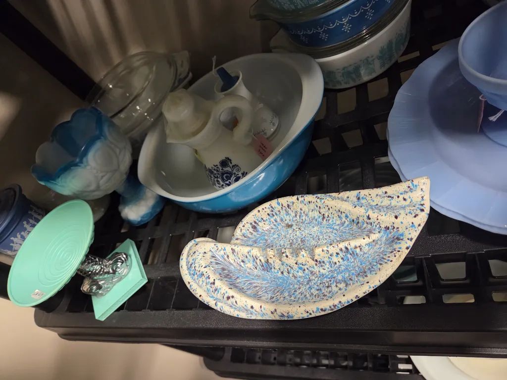 Two section vintage ashtray  photo 1