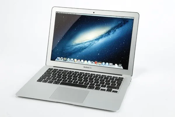 2014 Macbook (Air) photo 1