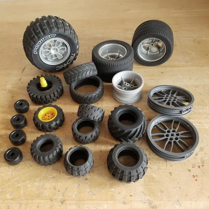 Lego - Wheel and Tire Assortment photo 1