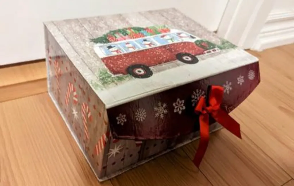 Christmas Decorative Gift Box photo 1