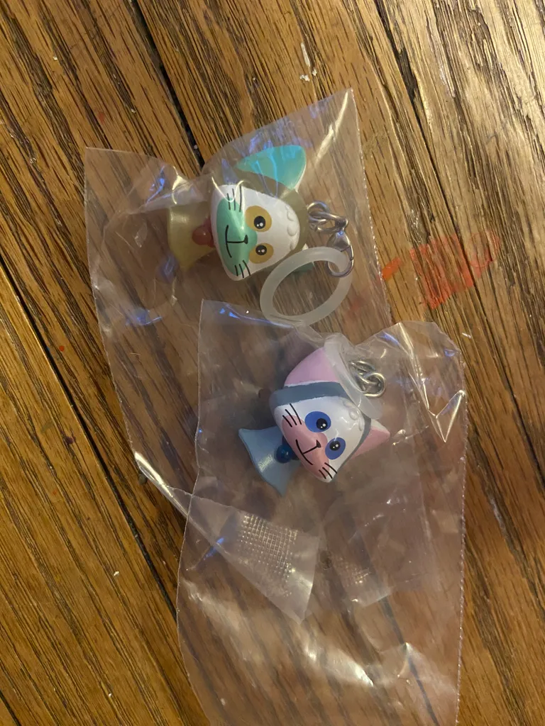 Creamy mami anime cat gashapon  photo 1