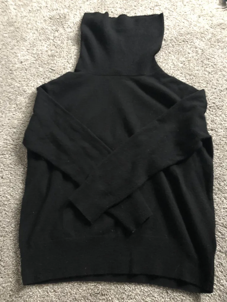 Uniqlo Black Cashmere Sweater / Turtleneck - M photo 1
