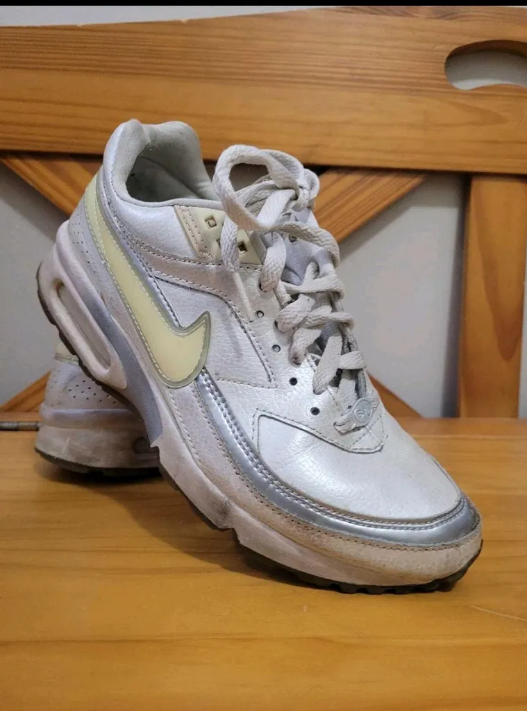 Ladies Retro Nike Air Max 8 EUC photo 1