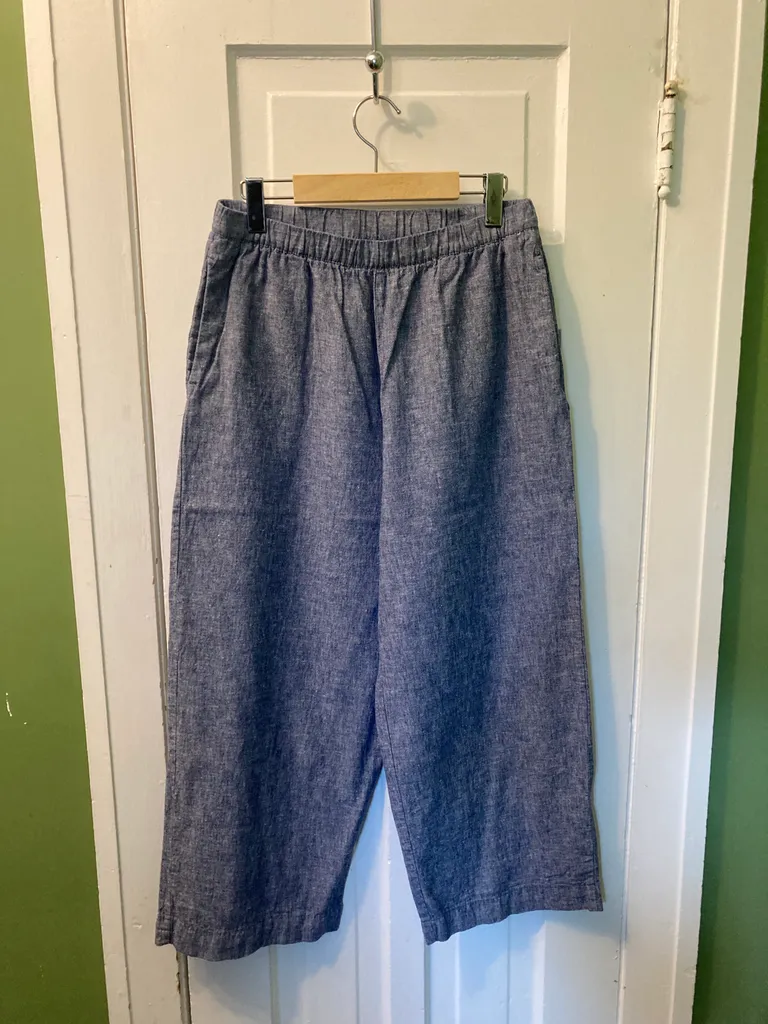 Joe Fresh pull-on Linen pants size Medium photo 1