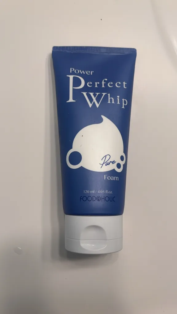 Perfect whip Japanese facial cleanser photo 1