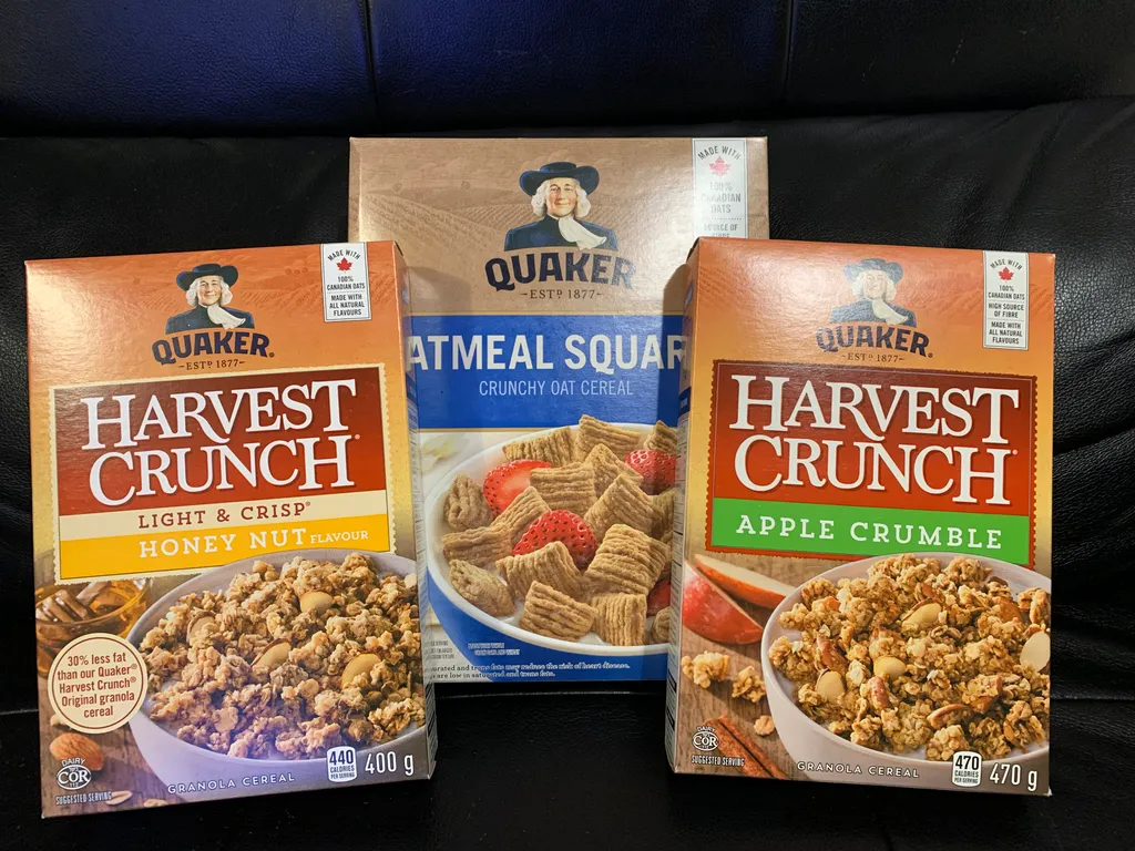 Quaker harvest crunch and oatmeal square photo 1