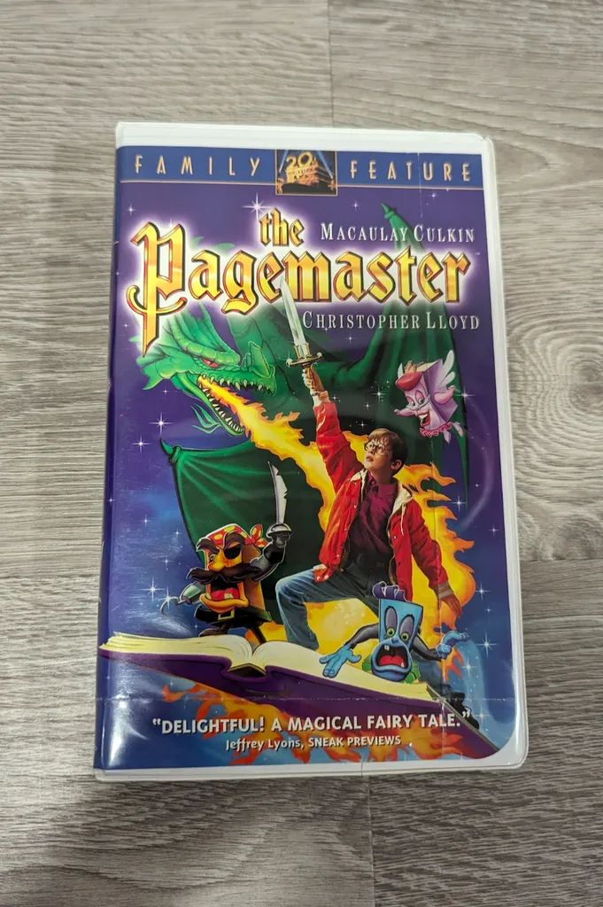 The Pagemaster VHS Tape - Macaulay Culkin Movie photo 1