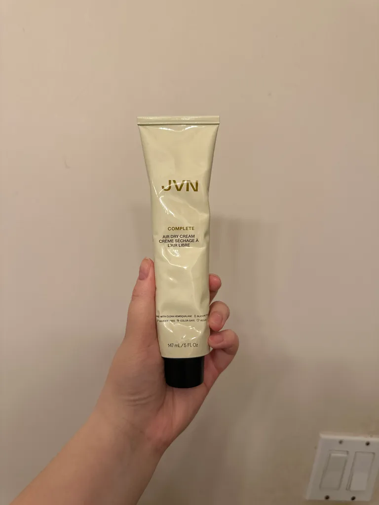 JVN Complete Hydrating Air Dry Hair Styling Cream photo 1
