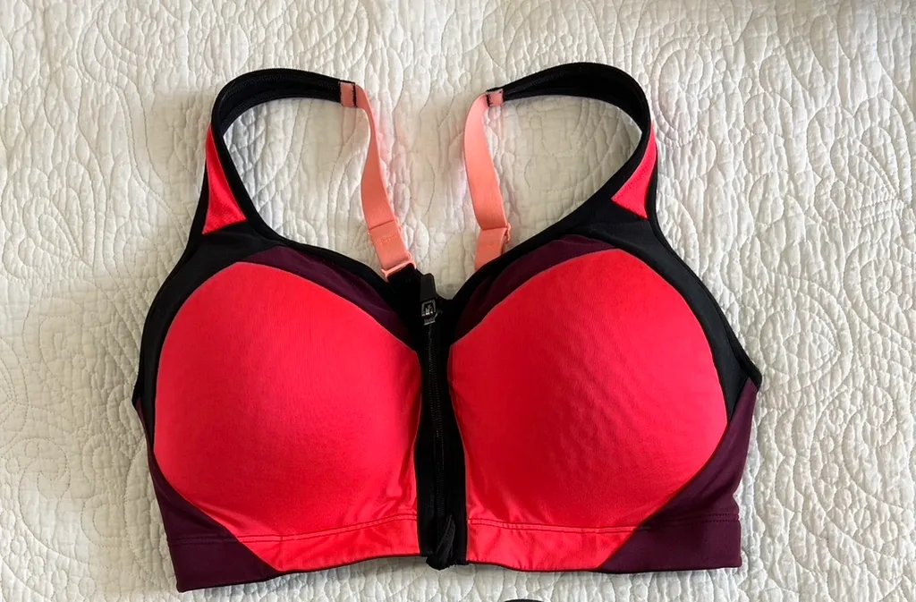 Target Bra, Large/ 38C photo 1