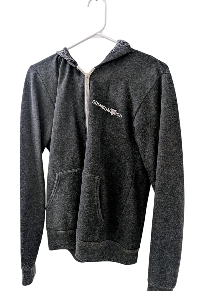 🔥 Cozy Charcoal Zip-Up Hoodie – Size Medium 🔥 photo 1
