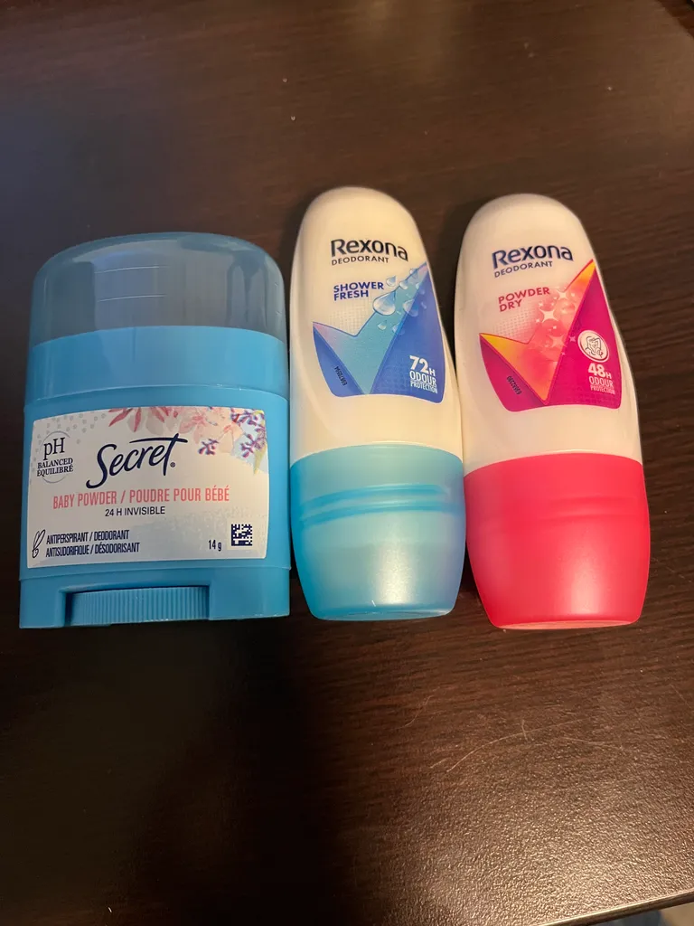Unused deodorants  photo 1