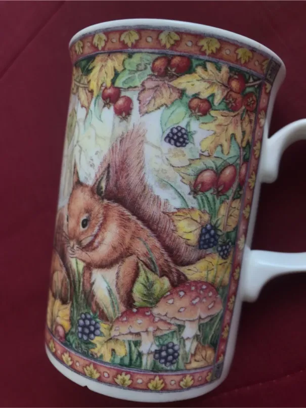 Royal Doulton "Woodland Friends" Squirrel Mug-English Bone China photo 1