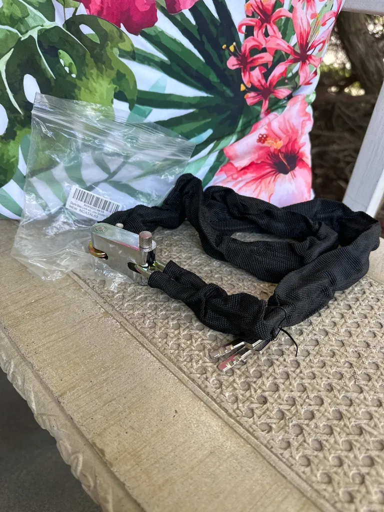 Heavy duty bike/scooter lock photo 1