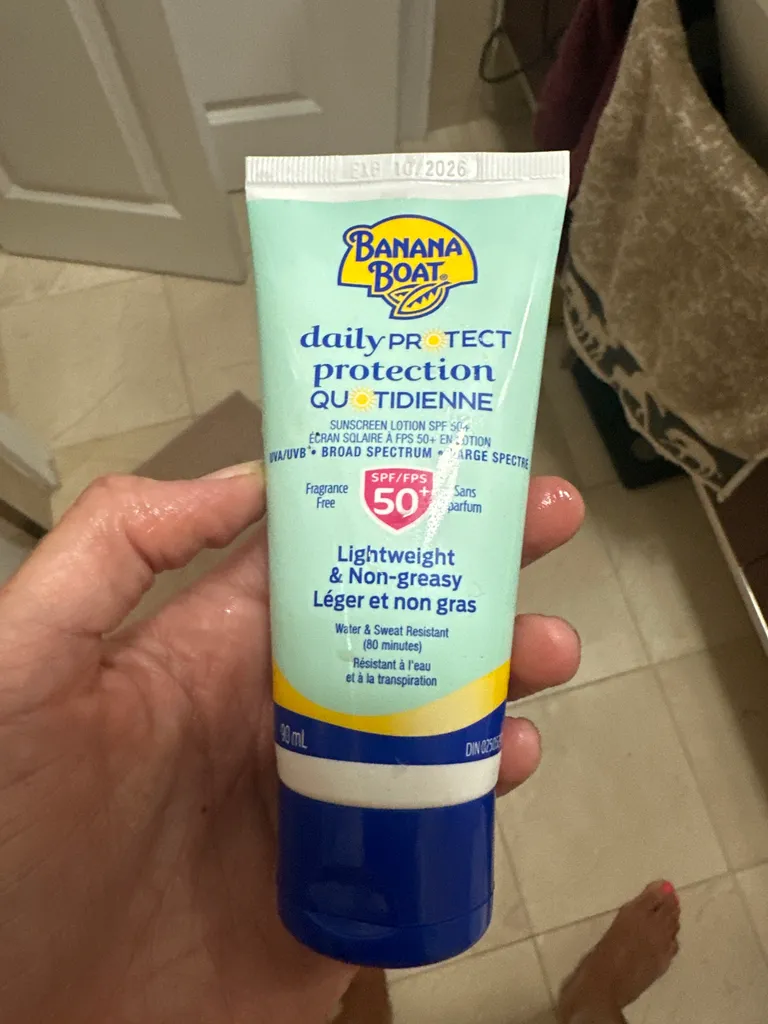 Banana Boat Daily Protect Sunscreen SPF 50 photo 1
