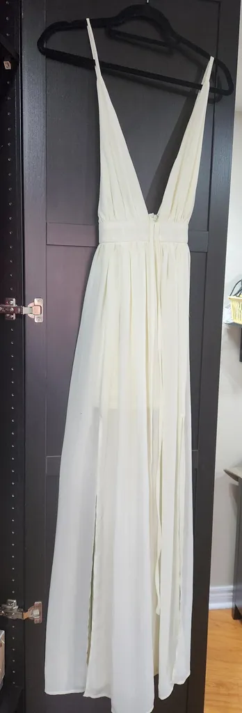 White dress BNWOT photo 1