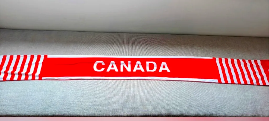 Brand New Canada Scarf - Red & White photo 1