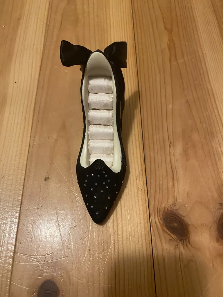 Shoe Ring Holder photo 1